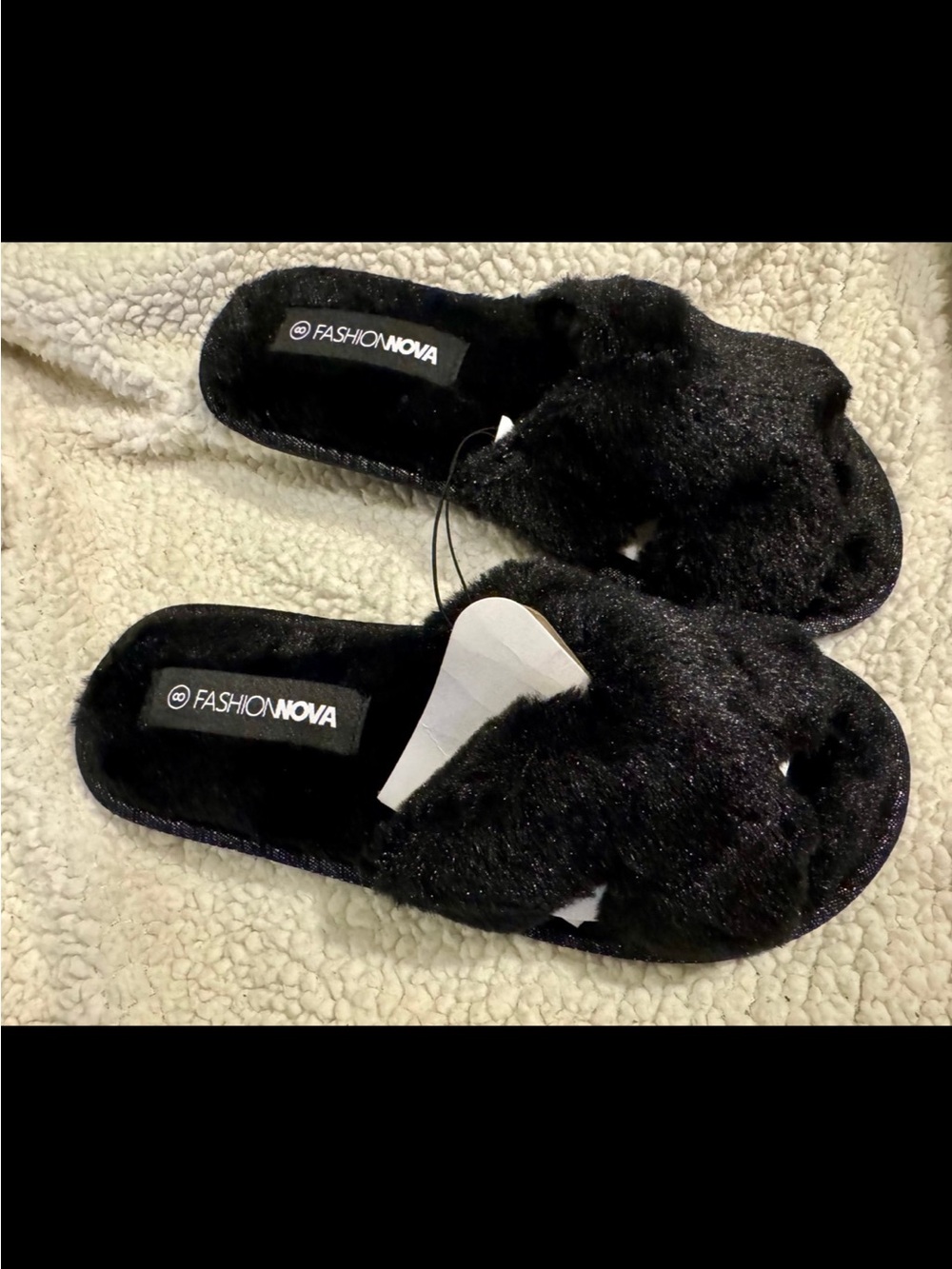 Fashion Nova Ladies Fur House Slipper’s